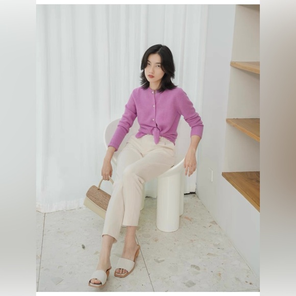 Flowy Nine-Tenths Length Slim Fit Trousers Spring Cigarette Pants in Off-White - Picture 12 of 16